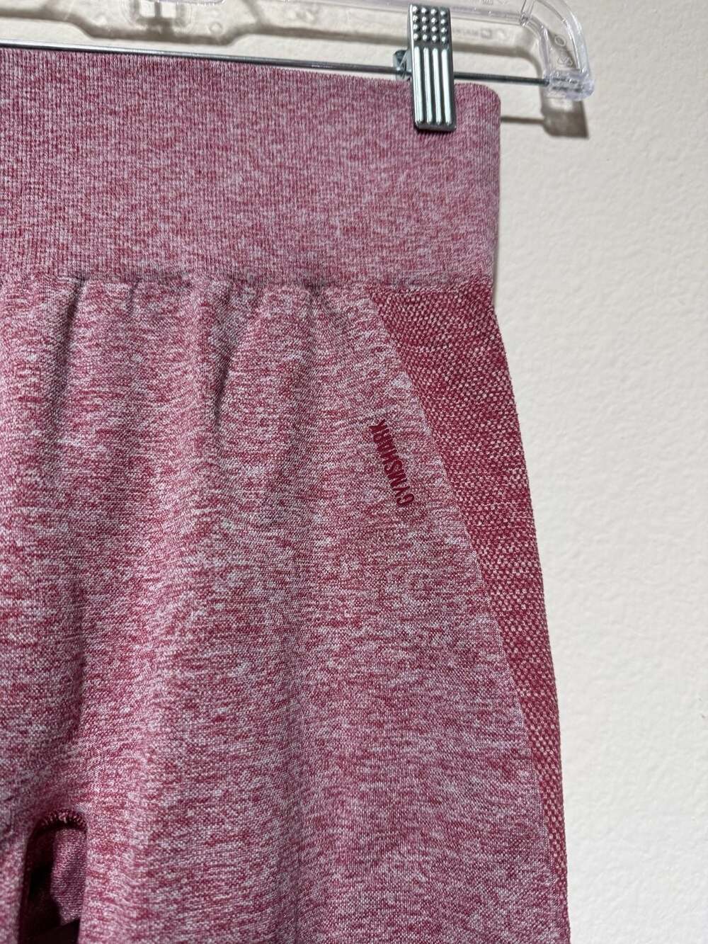 Gymshark Flex High Waisted Seamless Leggings in Berry Rose Marl - Picture 2 of 4